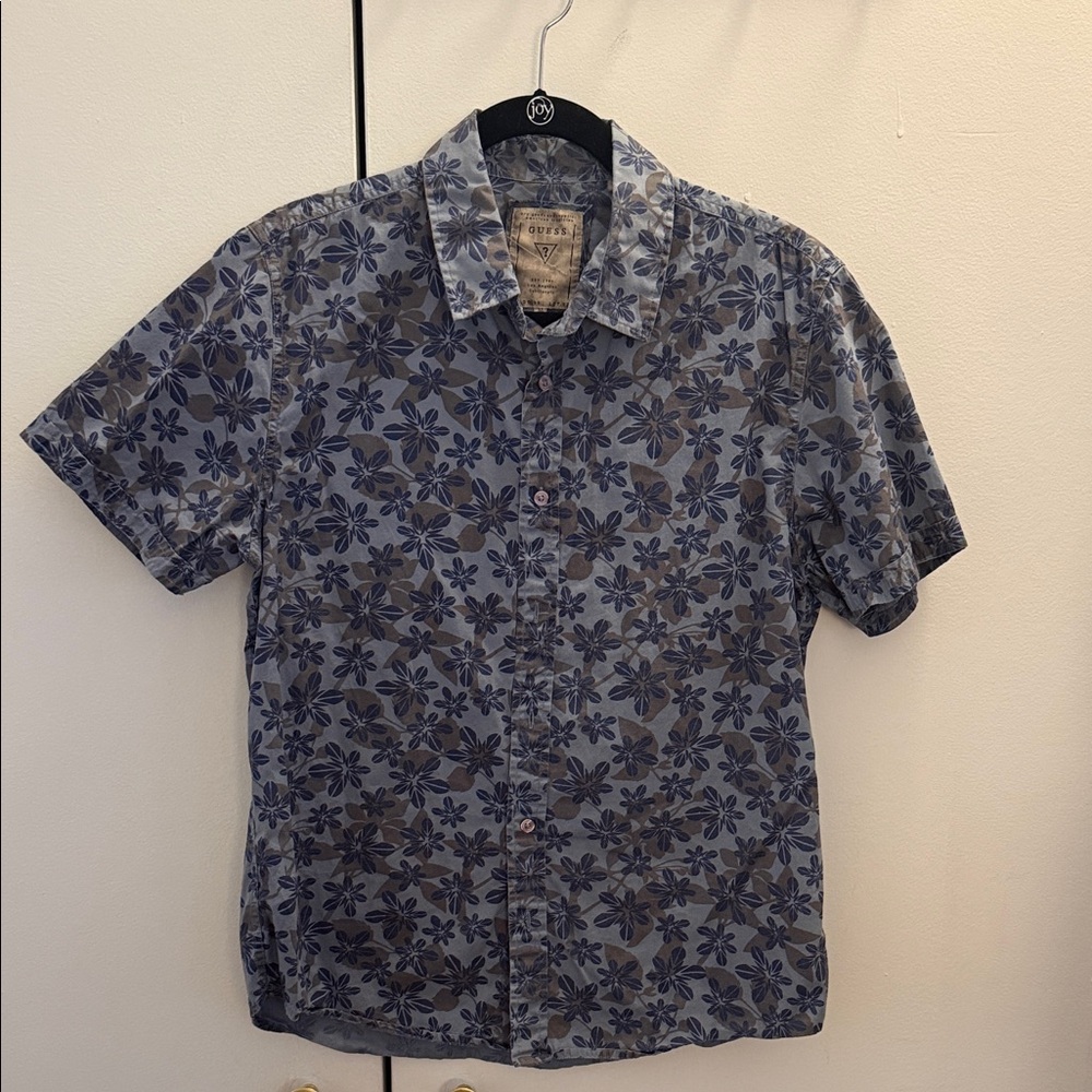 Vintage Guess Cotton Men's Blue and Gray Floral Shirt